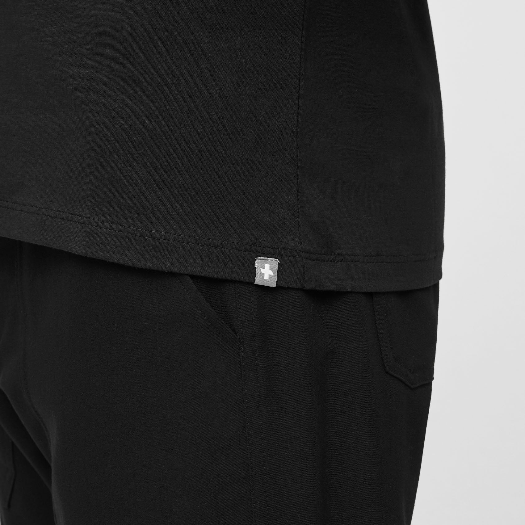 Men's Classic Long Sleeve Underscrub - Image 2